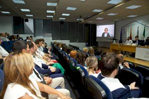 La Universitat d’Alacant ofereix una nova formació en Mediació Empresarial i Propietat Intel·lectual amb doble titulació europea