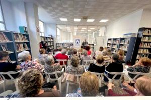 Benetússer homenajea a Estellés por el día de las bibliotecas