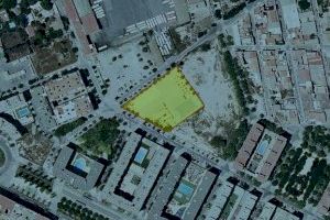 Alicante impulsa la mejora del parque Juan de Garay con zona de mascotas, más arbolado y juegos infantiles