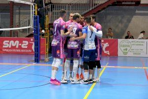 El Servigroup Playas de Benidorm sumó su cuarta victoria consecutiva al imponerse por 0-3 al CV Almoradí