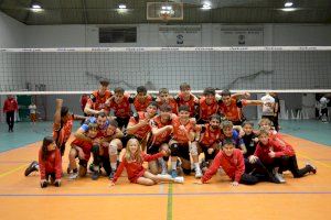 Trabajada victoria del Familycash Xàtiva voleibol masculino que ganó al CV Cratevo de Arenys de Mar por 3-1