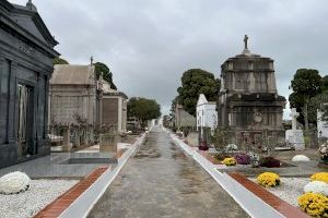 El Ayuntamiento de Vinaròs adecua el cementerio municipal con motivo de la celebración de Todos los Santos