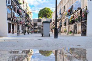 El Ayuntamiento de Calpe pone a punto el cementerio municipal para la festividad de Todos los Santos