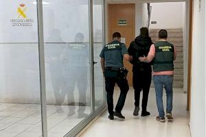 Detenidas tres personas por cometer un robo con violencia sobre un agricultor en Cox