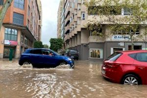 VÍDEO | Una tromba de 40 litros inunda Castellón