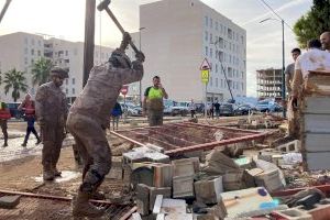 La Generalitat solicita el despliegue de 5.000 militares más en Valencia