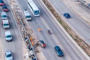 Las restricciones al tráfico en Valencia se extienden dos días más y se pone en marcha el Metrobus