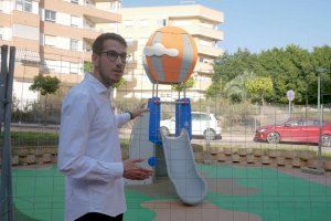 Parcs i Jardins renova els jocs infantils dels jardins de Coral Crevillentina i Miguel Hernández en Ronda Sud