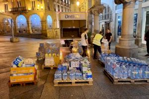 Más de 33 toneladas de solidaridad recogidas en las sedes de Afundación de camino a Valencia