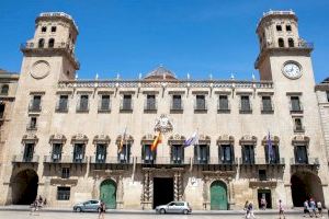 Alicante ultima una línea de ayuda económica urgente para los afectados por la dana