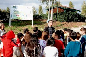 Burriana retoma las visitas educativas al ecoparque para concienciar a los escolares sobre el reciclaje y la sostenibilidad