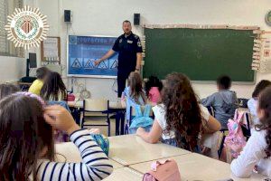 La Policia Local de Vila-real inicia una nova campanya de Convivència a les Aules per a previndre l'assetjament escolar