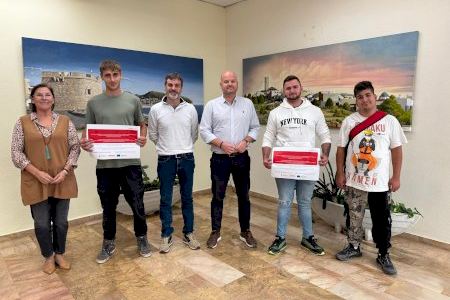 El Ayuntamiento de Teulada contrata a jóvenes desempleados gracias al programa de empleo EMPUJU