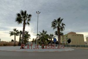 A partir del lunes se pone en marcha la línea de autobuses que conectará la playa Casablanca con Almenara