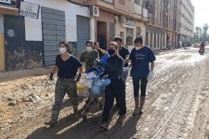 ¿Generación de cristal o de hierro? Una juventud en pie e incansable se vuelca en ayudar a los afectados por la DANA en Valencia