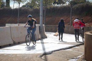 Torrent recupera el carril bici hacia Picanya tras la DANA