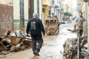 Vecinos de Valencia piden destinar los pisos turísticos a las familias que se han quedado sin casa por la DANA