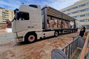 Elda ha permitido enviar más de 260 voluntarios y más de 100 toneladas de alimentos, agua y material a las zonas afectadas por la DANA