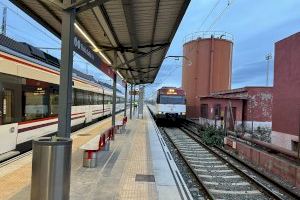 Renfe crea un canal de Whastapp para informar en tiempo real sobre el estado de trenes y circulación de Cercanías Valencia