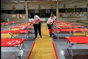 El Ayuntamiento de Valencia ha atendido esta noche a 52 persones sin techo en el CAES y en el Polideportivo de Benimaclet