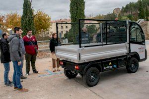 El Ayuntamiento de Morella compra un nuevo vehículo eléctrico para la brigada municipal