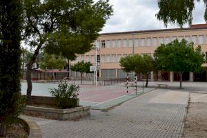 El absentismo escolar de Elche en primaria se estabiliza con la mejora del 47% de los casos