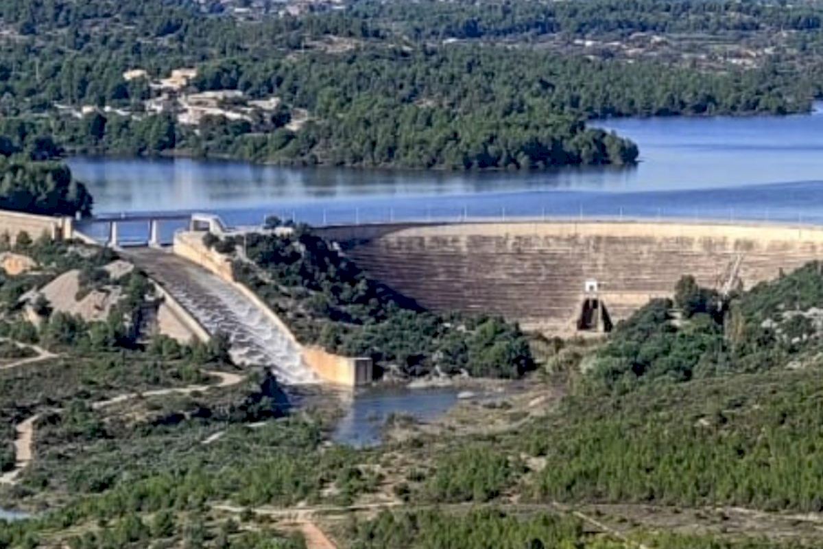 Aviso a los pueblos del Millars: el pantano de Maria Cristina aumenta el caudal de desembalse