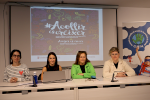 Acción social pone en marcha una campaña informativa sobre acogimiento familiar