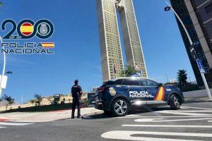 Un olvido de llaves dentro una casa en Benidorm acaba con el robo de una auténtica fortuna: se queda sin 95.000 euros por un cerrajero