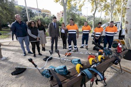 Gandia pone en marcha la primera contrata pública inclusiva para el mantenimiento de parques y jardines