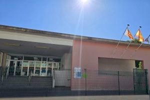 Oropesa inicia las obras de la escuela de educación infantil para crear una zona de juegos más segura y agradable