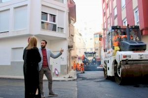 Comencen els treballs d'asfaltat de carrers en la zona de la Sagrada Família