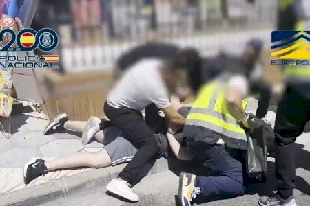 VÍDEO | Terrorífica trama desarticulada en Alicante: reclutan a menores europeos para cometer asesinatos y atentados en España