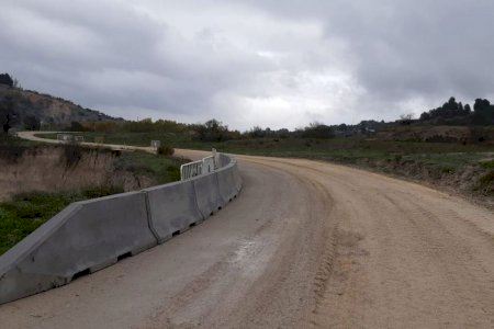 El Ayuntamiento hace una actuación de mantenimiento en el Camí al Poble Nou de Sant Rafel