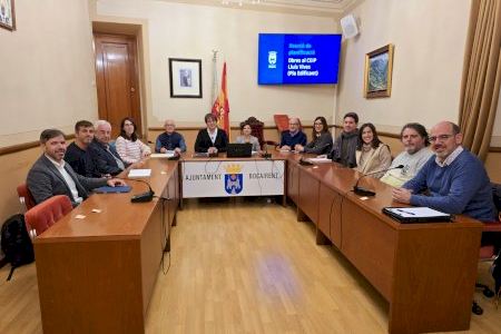 El Ayuntamiento de Bocairent firma el contrato para reiniciar las obras del CEIP Lluís Vives