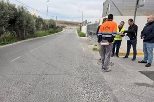 Se inician las obras de prolongación de las aceras en el barrio de San Isidro