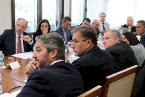 Reunión de trabajo con el Ministro de Industria Jordi Hereu en la cámara de comercio de Valencia