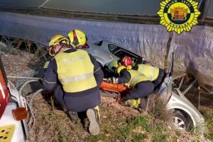 Grave accidente en Novelda: cuatro trabajadoras heridas tras salirse de la vía