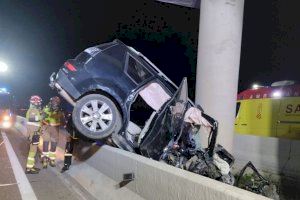 Accidente mortal en la AP-7: Un muerto y un herido de consideración a la altura de La Llosa