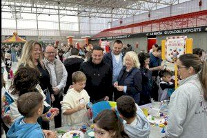 La lluvia no pudo con el XVI “Día de la Infancia” que se desarrolló dentro del Pabellón Muixara