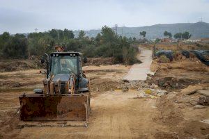 Torrent acelera la reconstrucción tras la DANA: puentes y caminos recuperan la vida