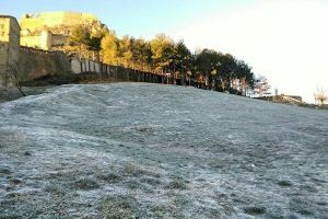 Las heladas se intensificarán en el interior y un frío calador húmedo impregnará el litoral valenciano ante la subida de la humedad