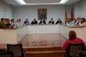 El pleno respalda las solicitudes para el reconocimiento del Corpus y la Semana Santa de Xàtiva