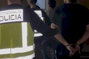 La Policía Nacional desarticula un grupo criminal itinerante dedicado a robos en domicilios en Valencia y detiene a tres hombres