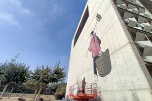 Paco Roca plasma en su arte la tragedia y la esperanza tras las inundaciones en Valencia: ¿dónde ver este mural?