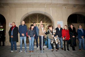 Sant Joan enciende la Navidad 2024 recordando a las víctimas de la DANA