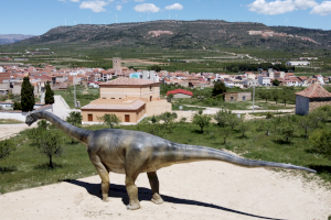 Este próximo viernes Aras de los Olmos da la bienvenida a las fiestas con su Feria de Navidad