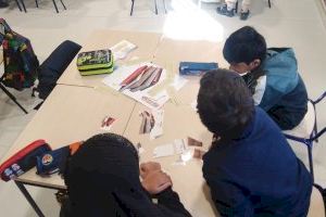 Las Bibliotecas Municipales de València inician su actividad navideña en la pedanía de la Torre