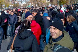 Más de 100 marineros de Villajoyosa participan en la manifestación en Madrid contra el recorte de días de faena