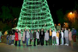 Benaguasil ilumina sus calles y arranca una Navidad llena de actividades